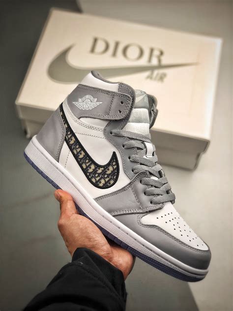 prix de la air jordan dior|jordan 1 high Dior stockx.